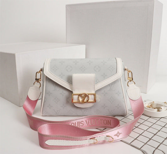 CN - New Collection Bags LUV 234