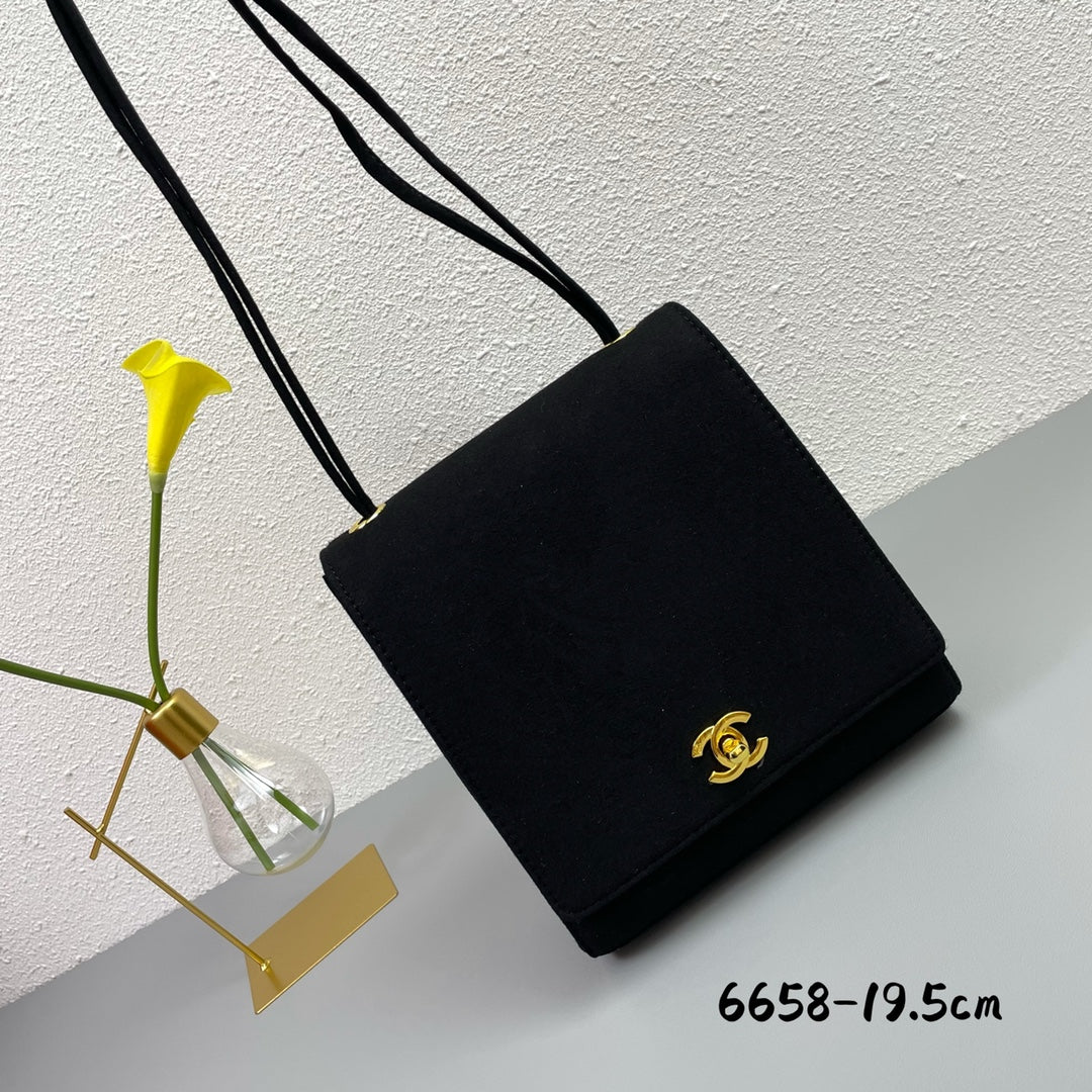 CN - New Collection Bags CHL 520