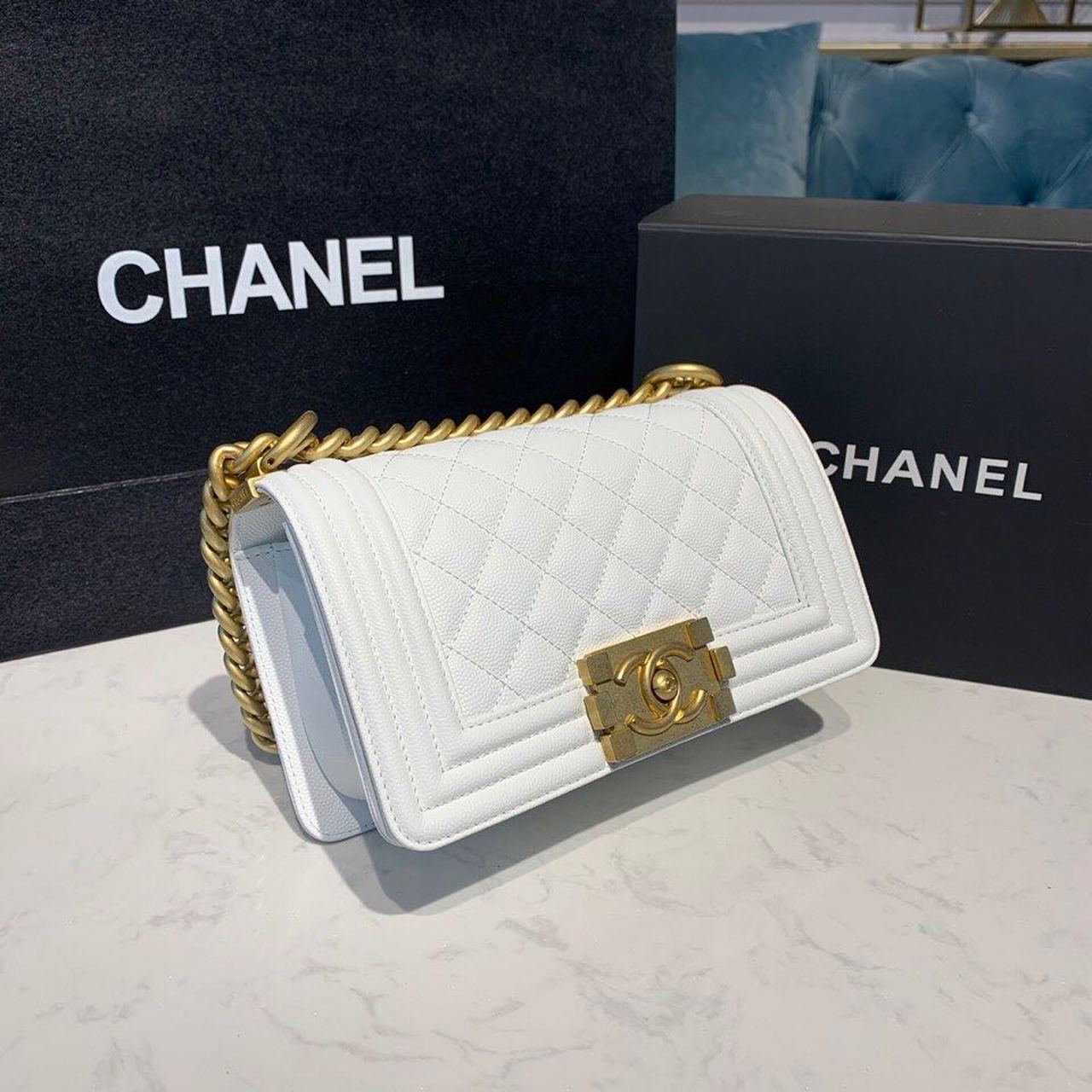 ChanelSmall Boy Handbag White For Women, Women&#8217;s Bags, Shoulder And Crossbody Bags 7.8in/20cm A67085