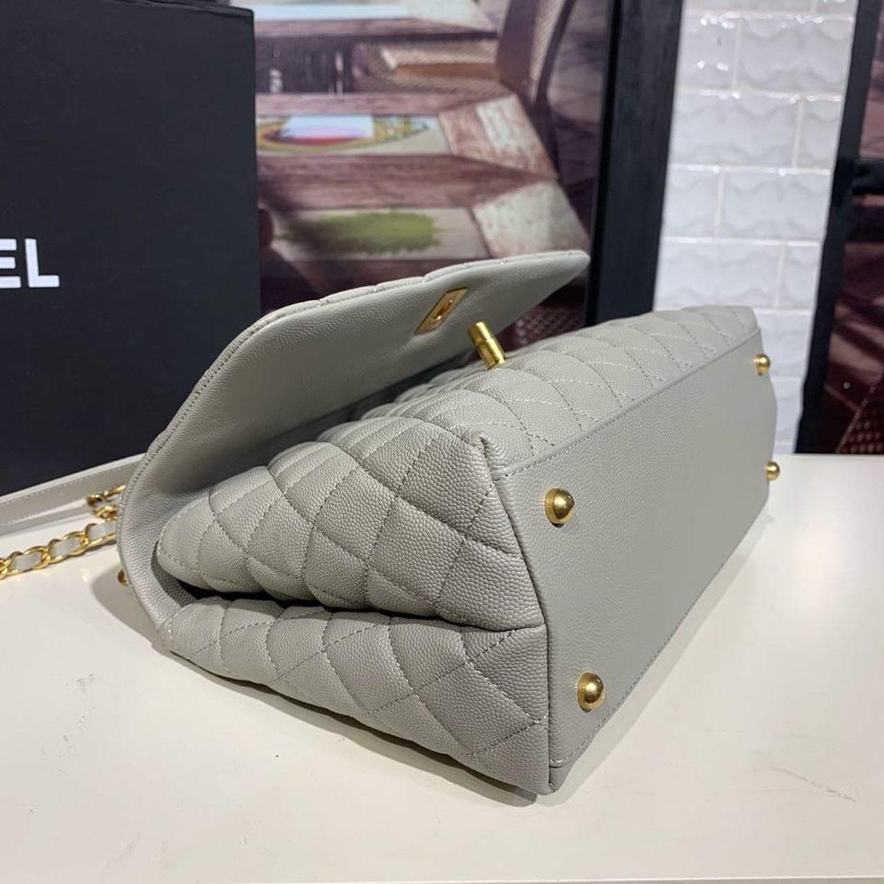 ChanelLarge Flap Bag With Top Handle Grey For Women, Women&#8217;s Handbags, Shoulder And Crossbody Bags 11in/28cm A92991