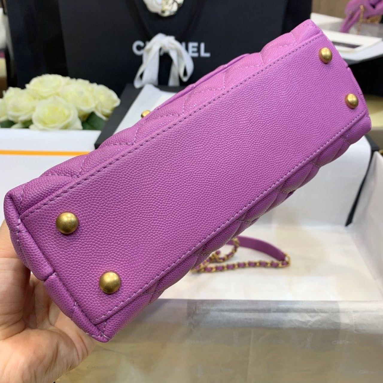 ChanelMedium Flap Bag With Top Handle Purple For Women, Women’s Handbags, Shoulder And Crossbody Bags 9in/23cm A92990