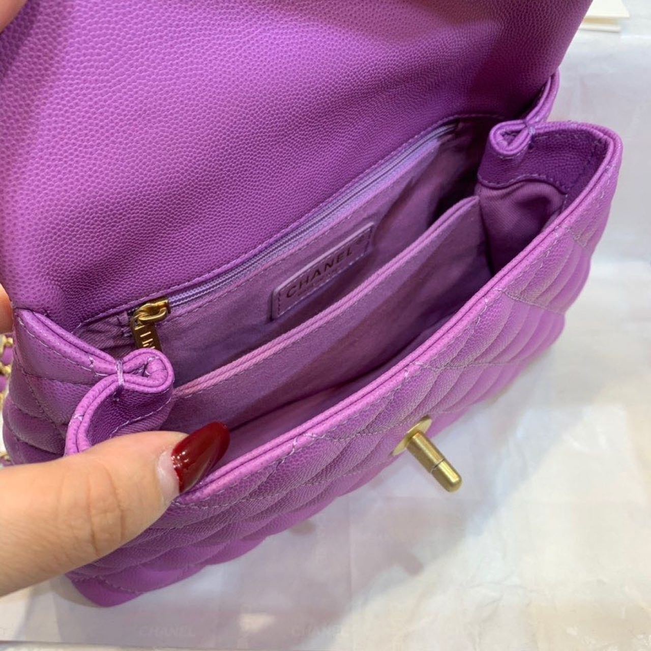 ChanelMedium Flap Bag With Top Handle Purple For Women, Women’s Handbags, Shoulder And Crossbody Bags 9in/23cm A92990