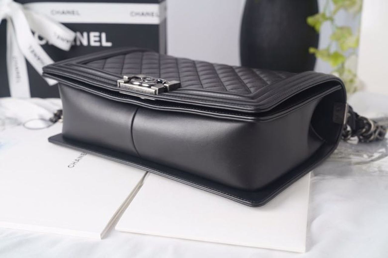 Chanel LeBoy Bag 28cm Lambskin Leather Antique Silver Hardware Spring/Summer Collection, Black