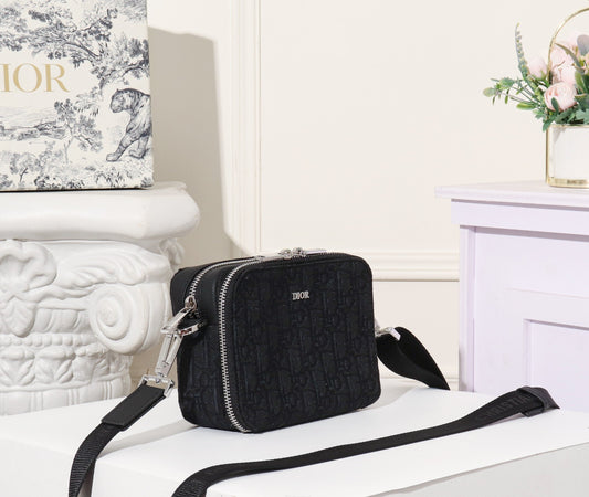 CN - New Collection Bags DIR 139