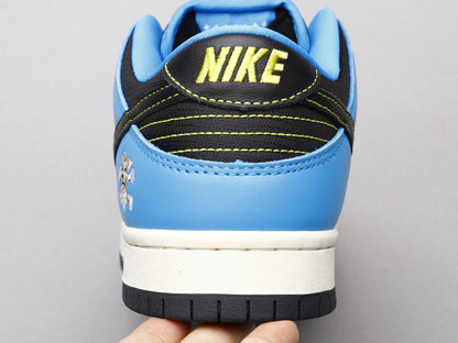 CN - NKE Instant SkateBoards Co-branded Puppy Pirates