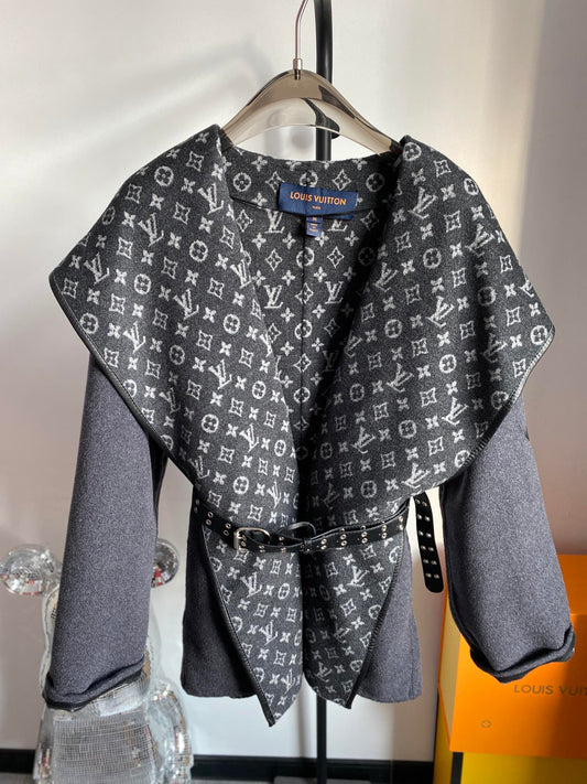 CN - New Collection LUV Wrap Coat 025