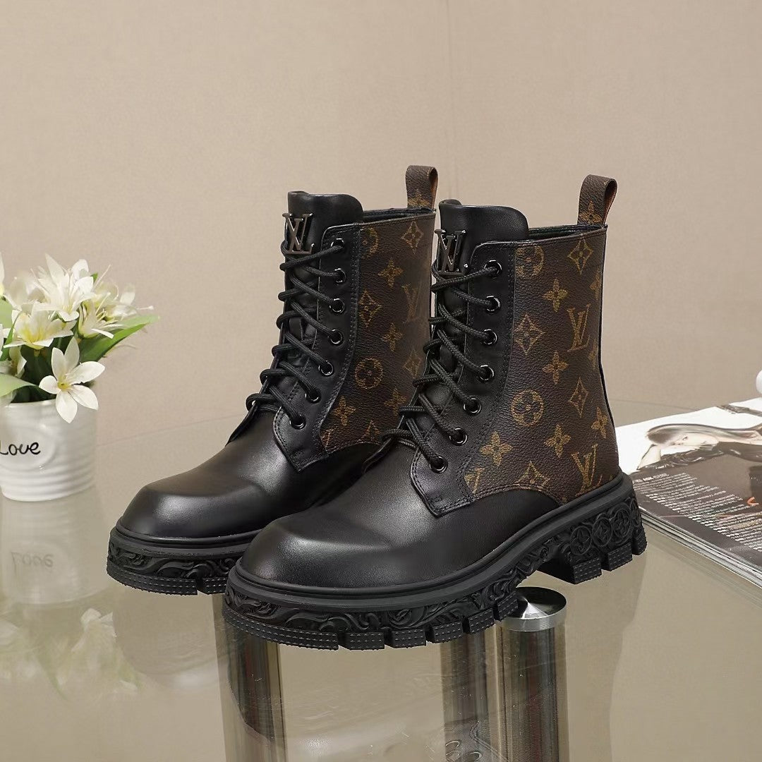 New Collection  LUV BOOTS 004