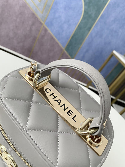 ChanelVanity Case Gold Hardware Grey For Women, Women&#8217;s Handbags, Shoulder Bags 9.4in/24cm 