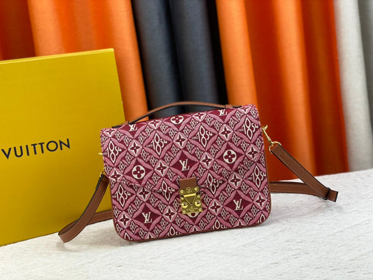 CN - New Collection Bags LUV 801