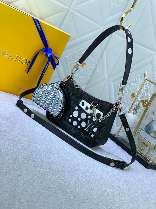 CN - New Collection Bags LUV 770
