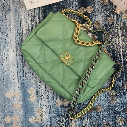 CHL 19 Flap Bag Gold Hardware Green For Women, Women&#8217;s Handbags, Shoulder Bags 10.2in/26cm AS1160