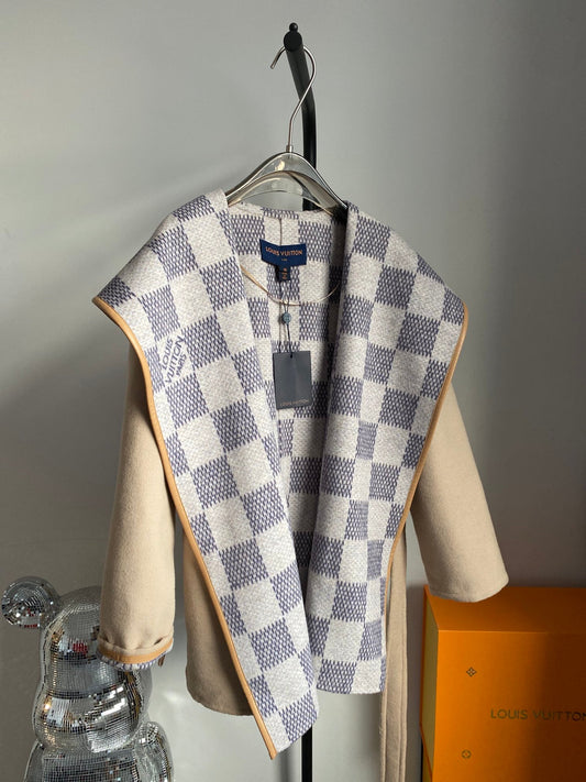 CN - New Collection LUV Wrap Coat 026