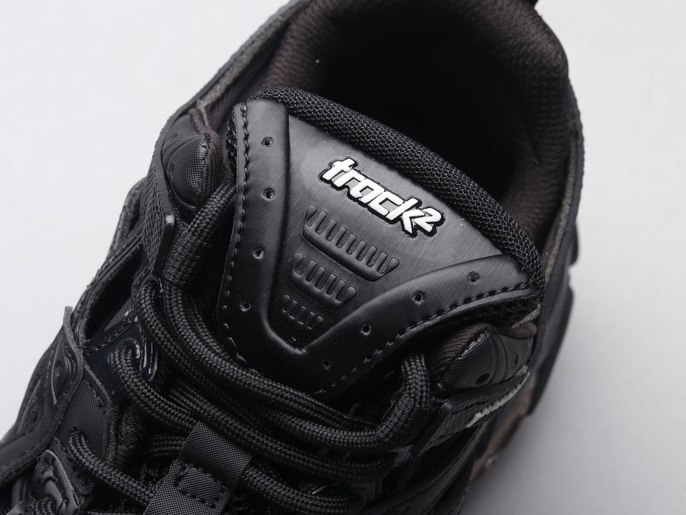 CN - Bla Track Hollow Black Sneaker