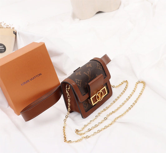 CN - New Collection Bags LUV 047