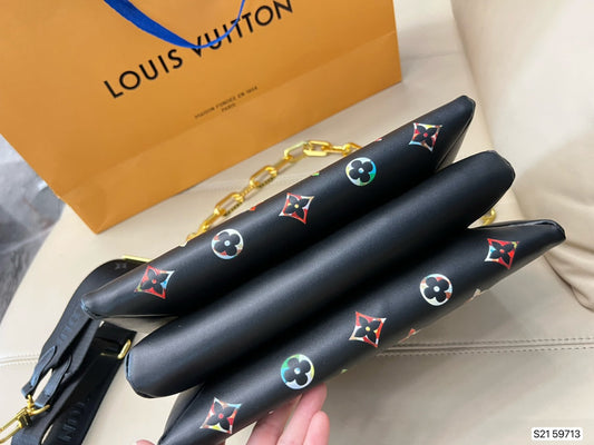 CN - New Collection Bags LUV 558