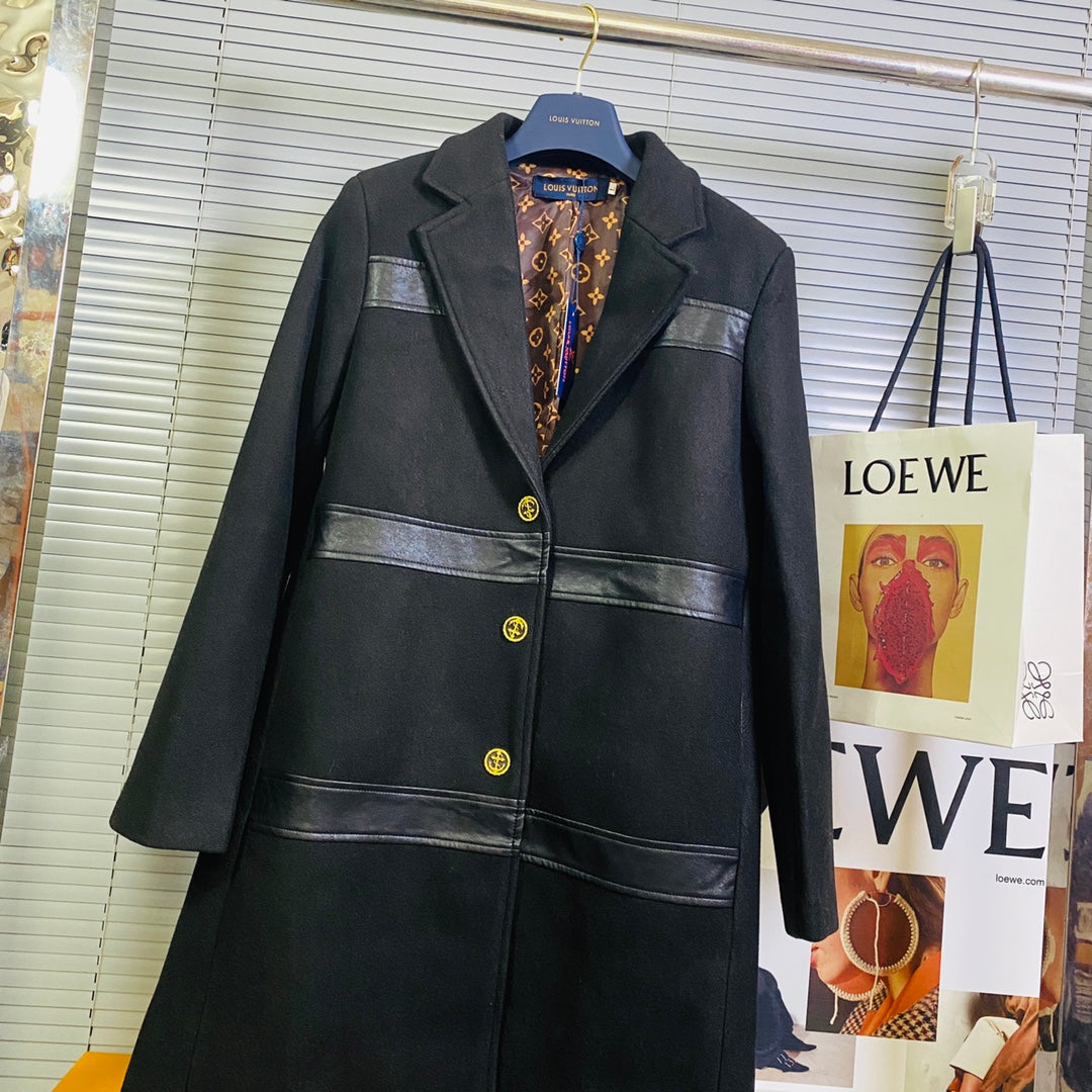 CN - New Collection LUV Wrap Coat 001