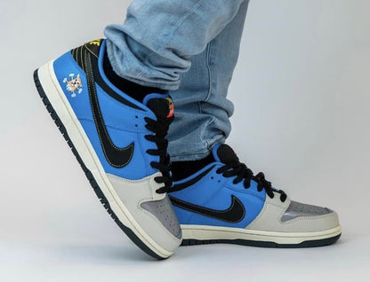 CN - NKE Instant SkateBoards Co-branded Puppy Pirates