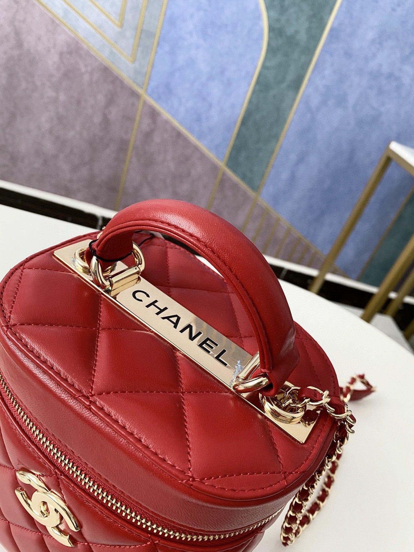 ChanelVanity Case Gold Hardware Burgundy For Women, Women&#8217;s Handbags, Shoulder Bags 9.4in/24cm 