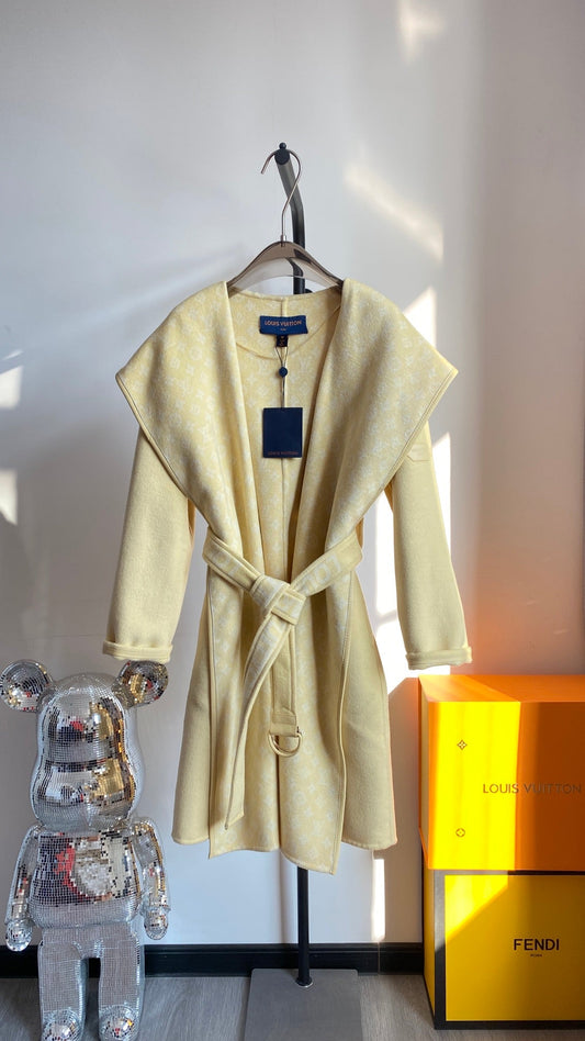 CN - New Collection LUV Wrap Coat 035