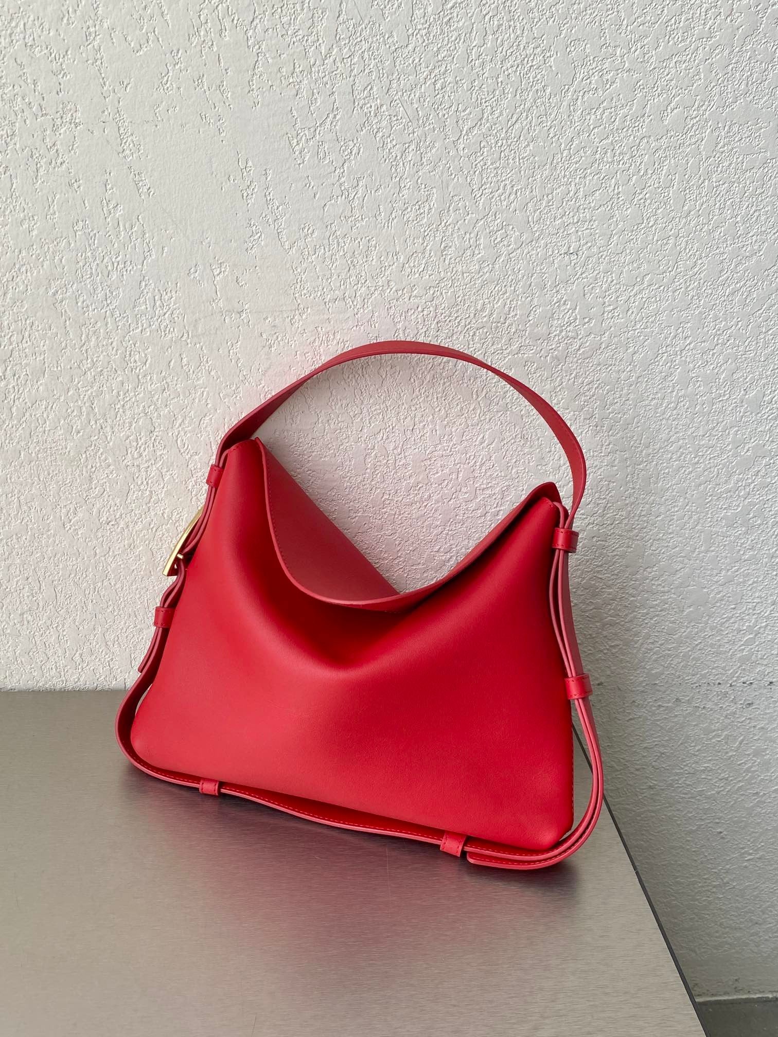 BV Cradle Red, For Women, Women’s Bags 15.3in/39cm