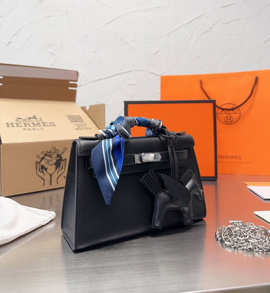 CN - New Collection Bags HM 140