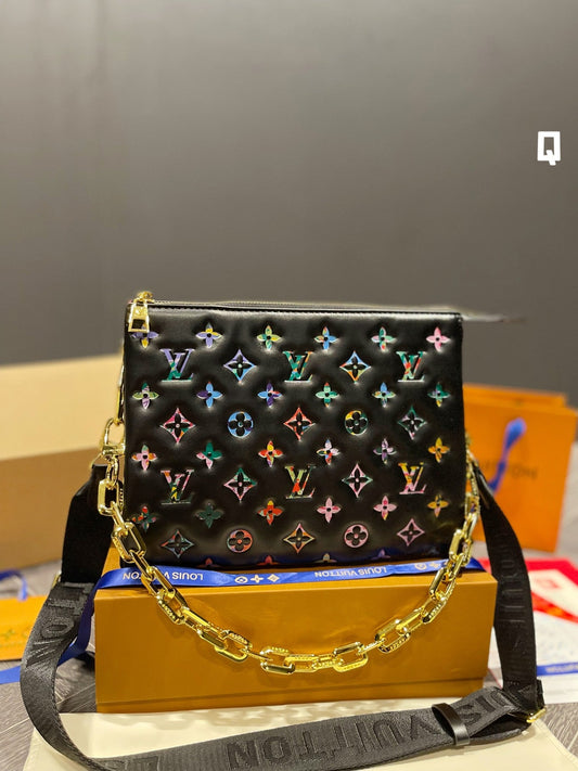 CN - New Collection Bags LUV 552