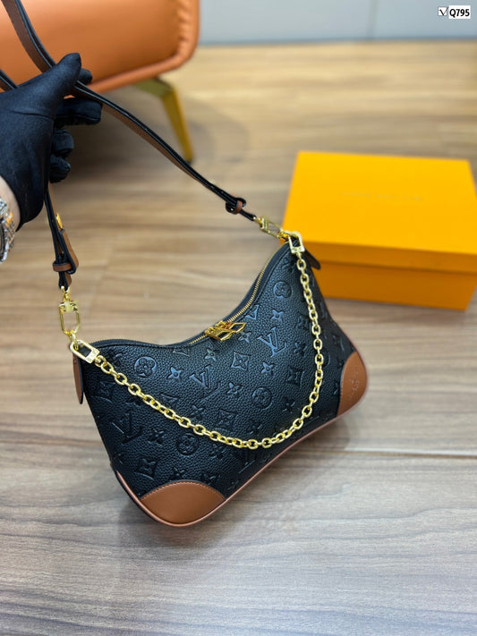 CN - New Collection Bags LUV 537