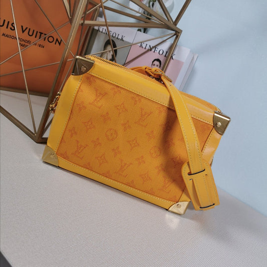 CN - New Collection Bags LUV 256