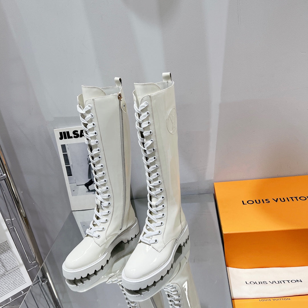 New Collection  LUV BOOTS 010