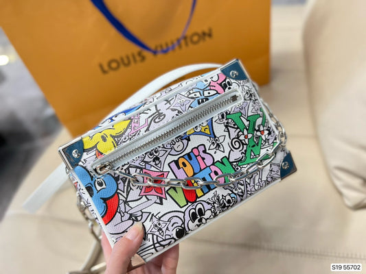 CN - New Collection Bags LUV 559