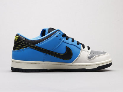 CN - NKE Instant SkateBoards Co-branded Puppy Pirates