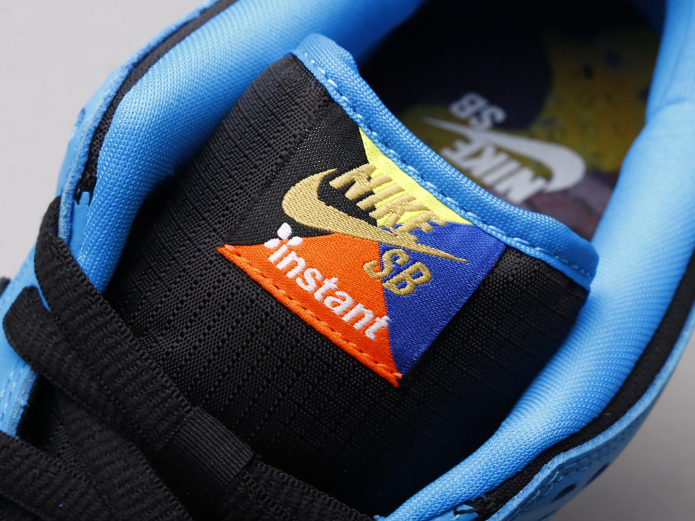 CN - NKE Instant SkateBoards Co-branded Puppy Pirates