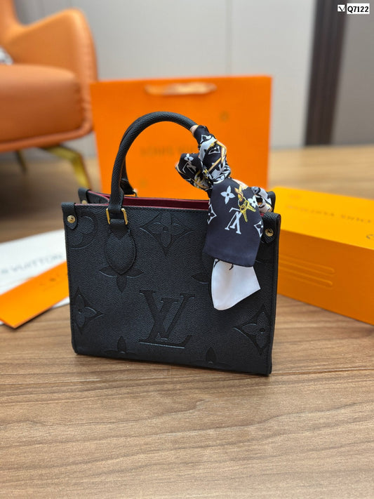 CN - New Collection Bags LUV 533