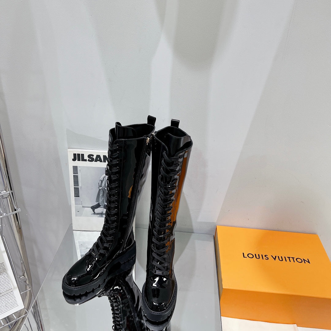 New Collection  LUV BOOTS 011