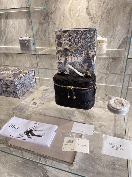 CN - New Collection Bags DIR 188