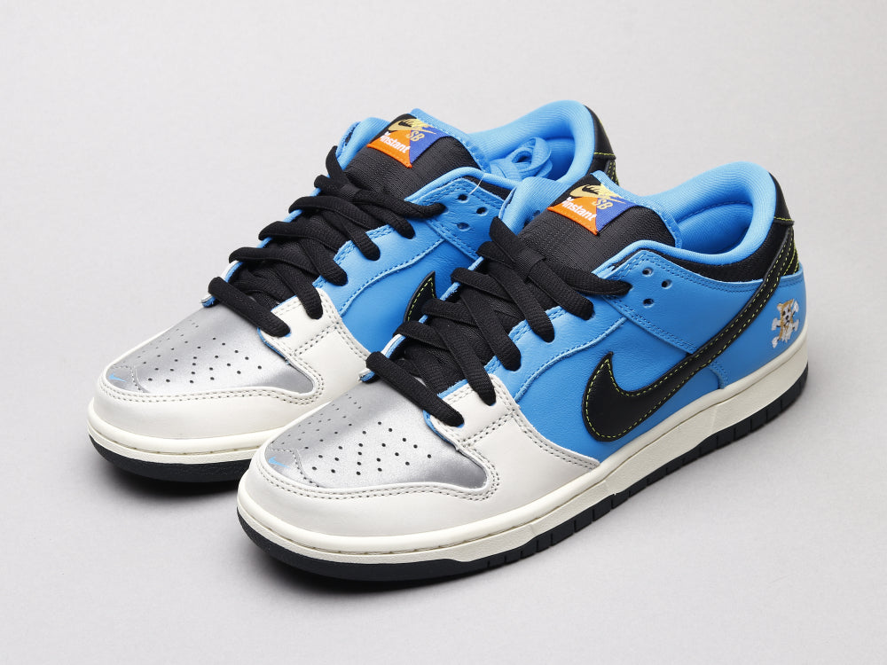 CN - NKE Instant SkateBoards Co-branded Puppy Pirates