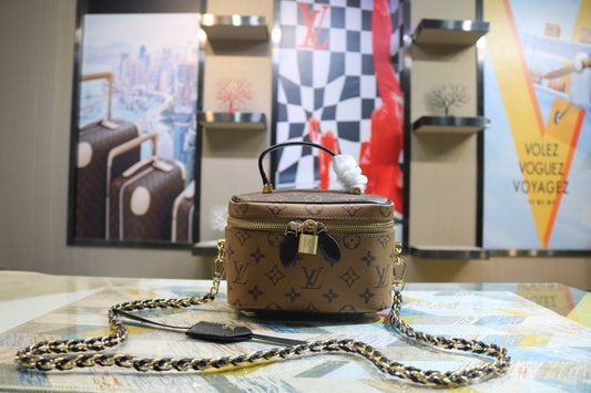 CN - New Collection Bags LUV 248