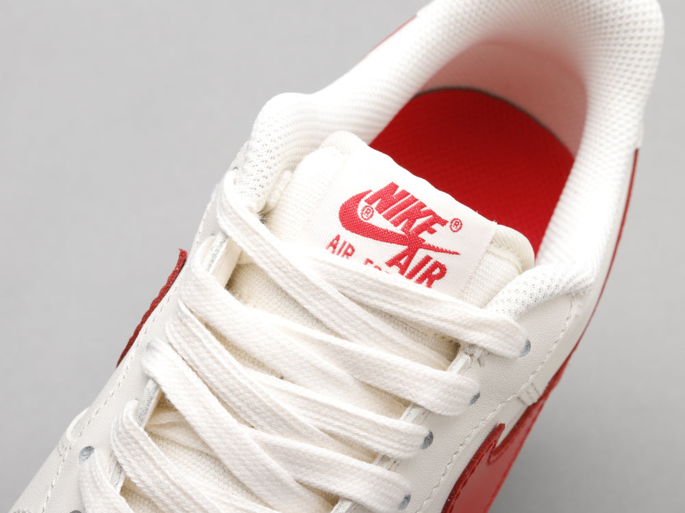 CN - AF1 retro white red low top