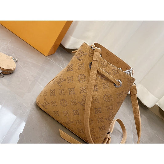 CN - New Collection Bags LUV 069